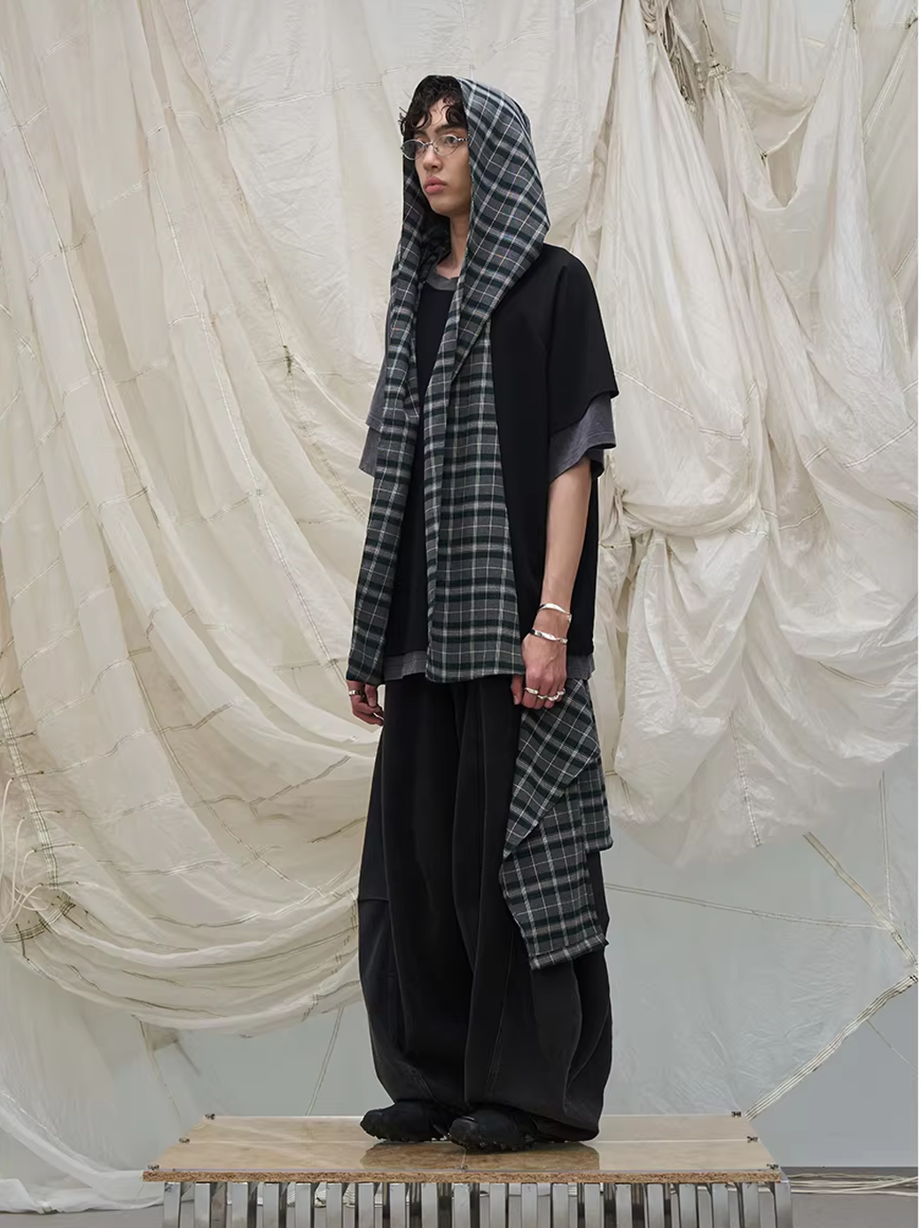 Detachable Plaid Panel Wide Trousers - Black