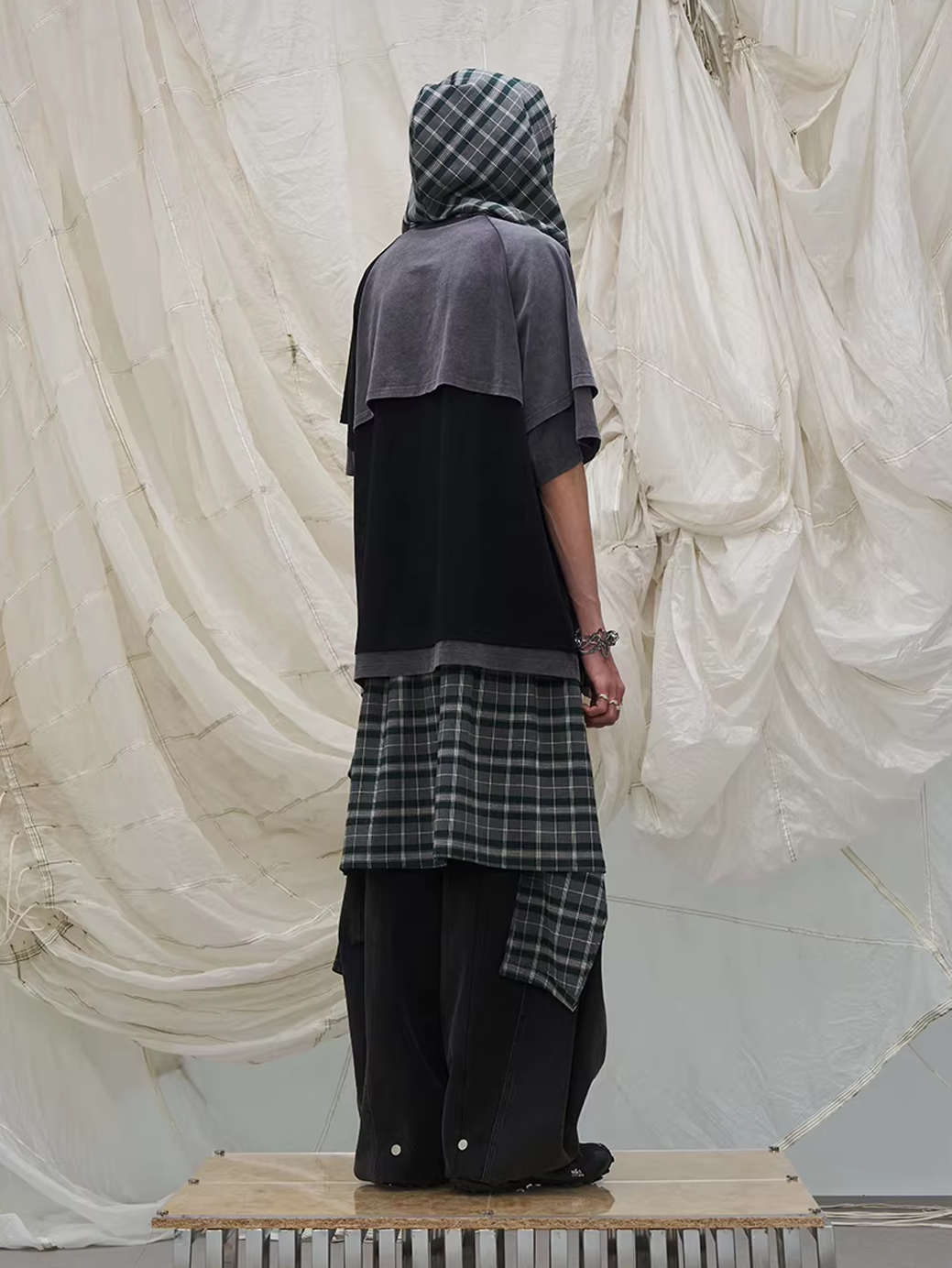 Detachable Plaid Panel Wide Trousers - Black