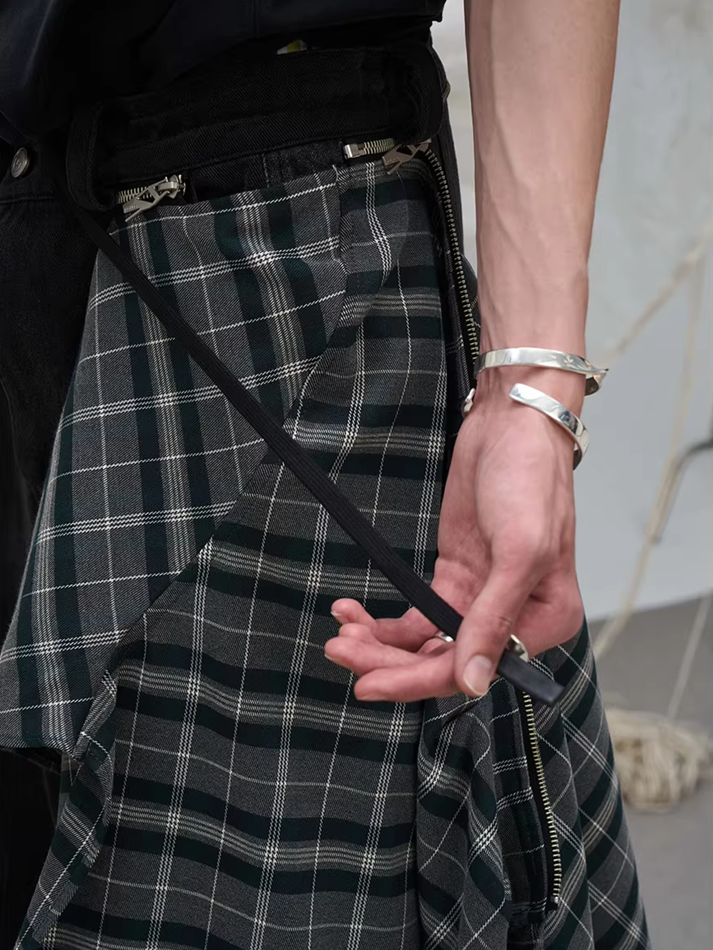 Detachable Plaid Panel Wide Trousers - Black