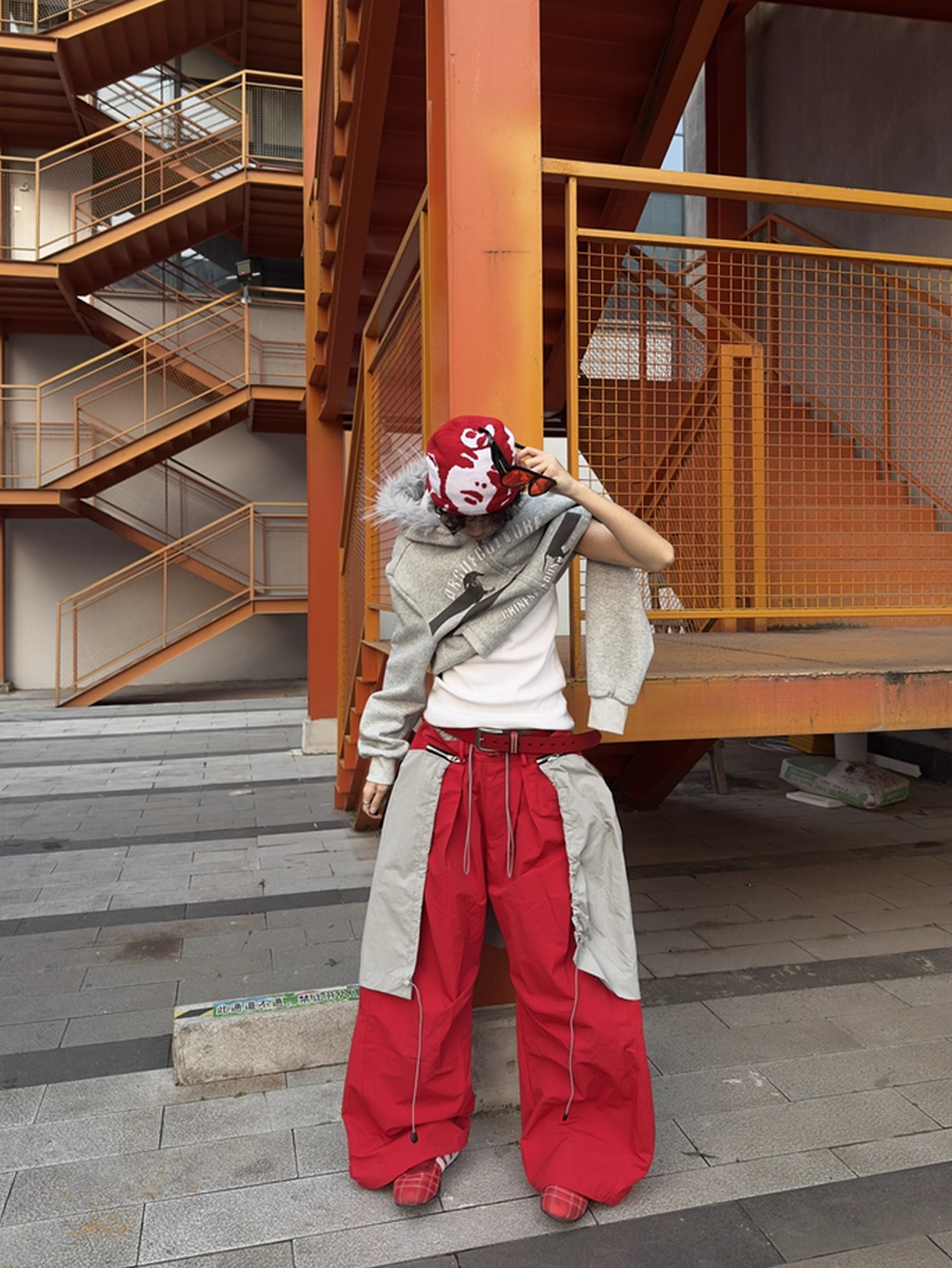Layered Technical Curved Trousers - Red