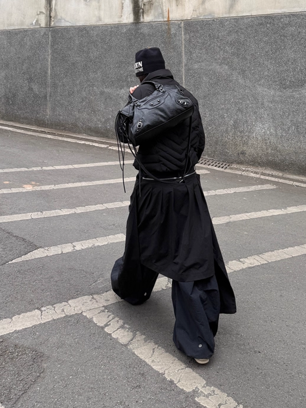 Layered Technical Curved Trousers - Black