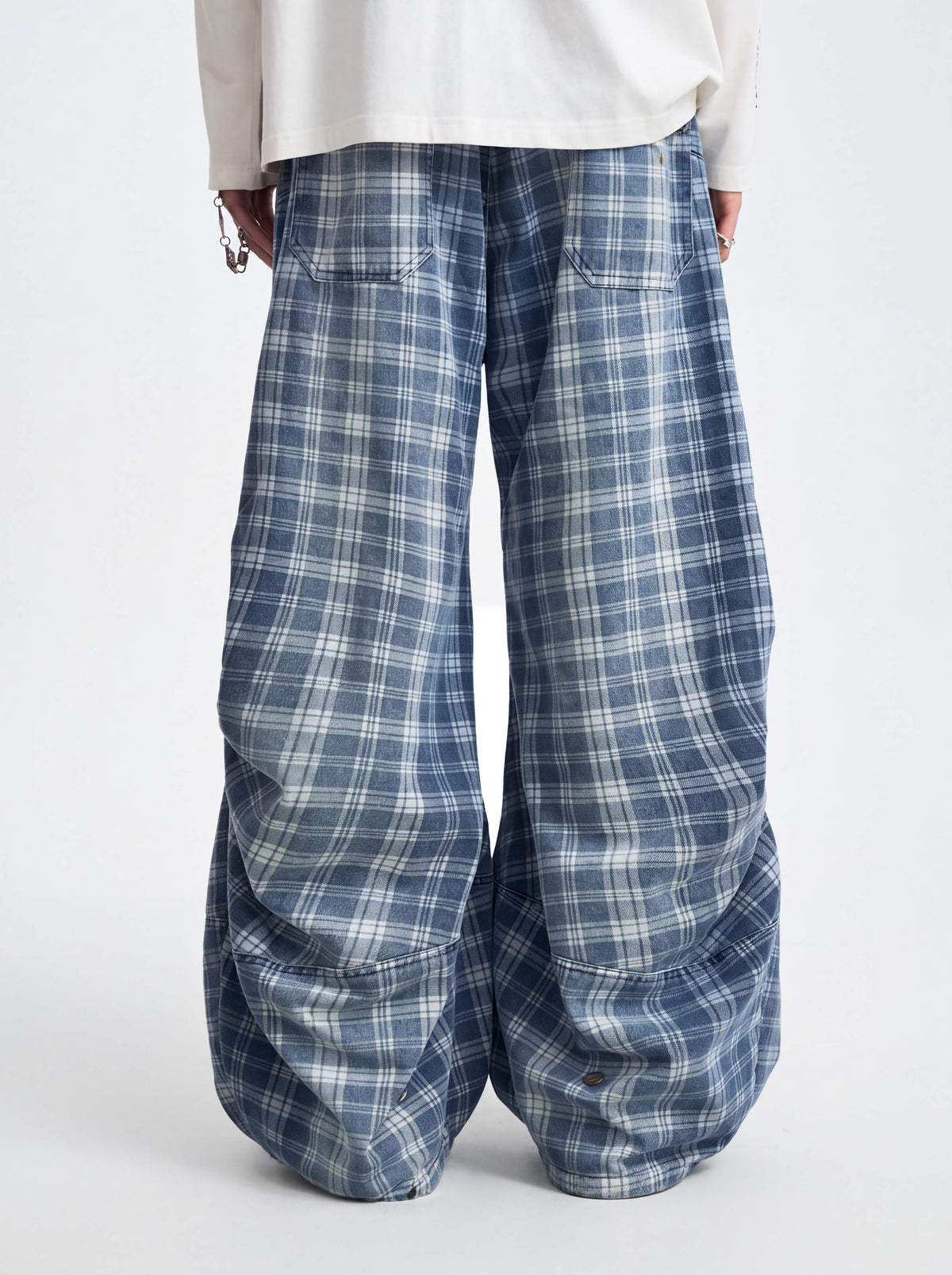 RE-CADRE — Pant